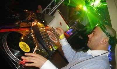 Quand il mixe, Oliv’ étonne